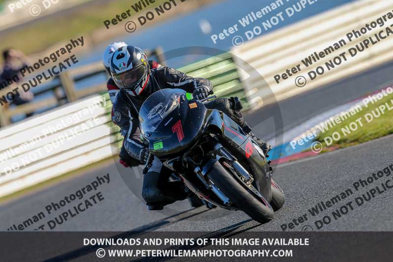 PJM Wedding Photography;enduro digital images;event digital images;eventdigitalimages;mallory park;mallory park photographs;mallory park trackday;mallory park trackday photographs;no limits trackdays;peter wileman photography;racing digital images;trackday digital images;trackday photos